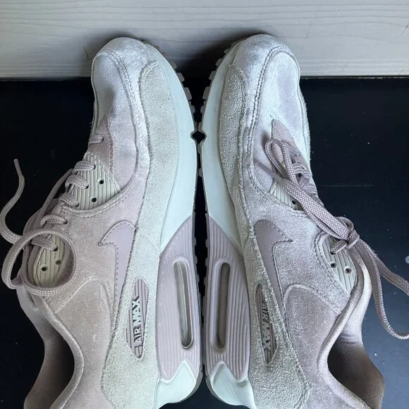 Nike Women's Air Max 90 Velvet Particle Rose Shoes Sneakers Size 10 - Picture 9 of 13